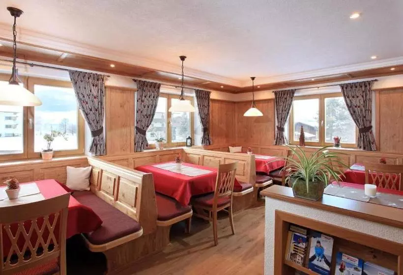 Aamiaismajoitus (B&B) Frühstückspension Samerhof