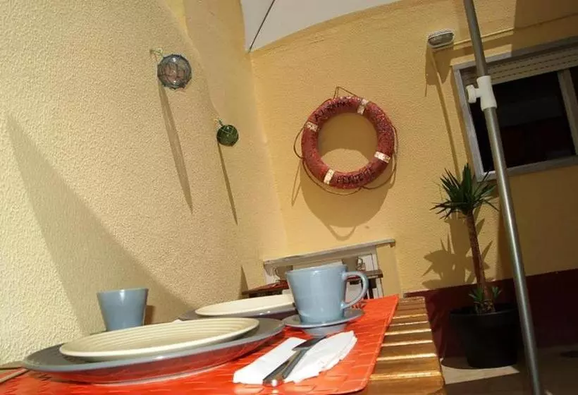 Aamiaismajoitus (B&B) Swordfish Eco House Peniche