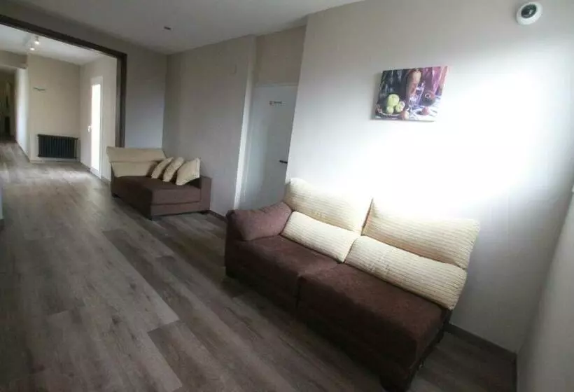 Hotelli H De L Anton