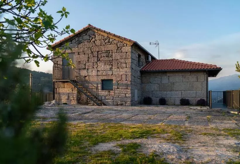 ホテル Quinta De Calvelos