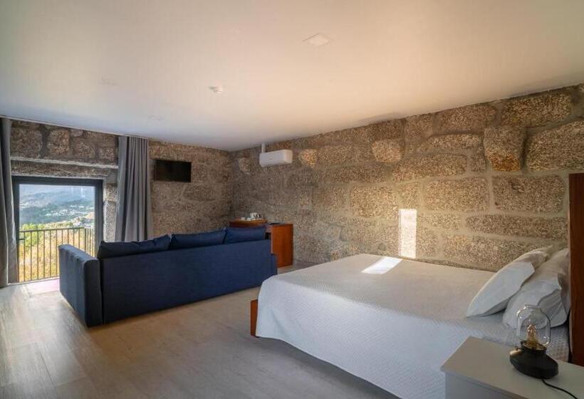 هتل Quinta De Calvelos