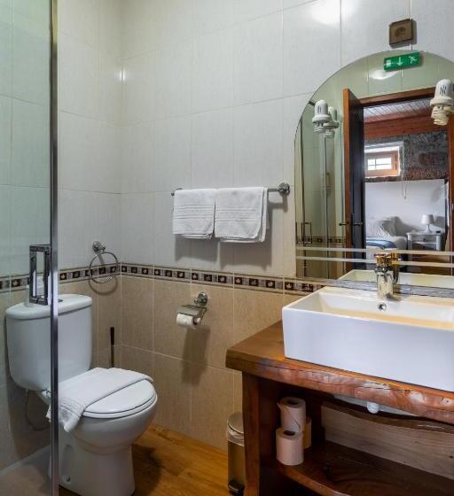 هتل Quinta De Calvelos