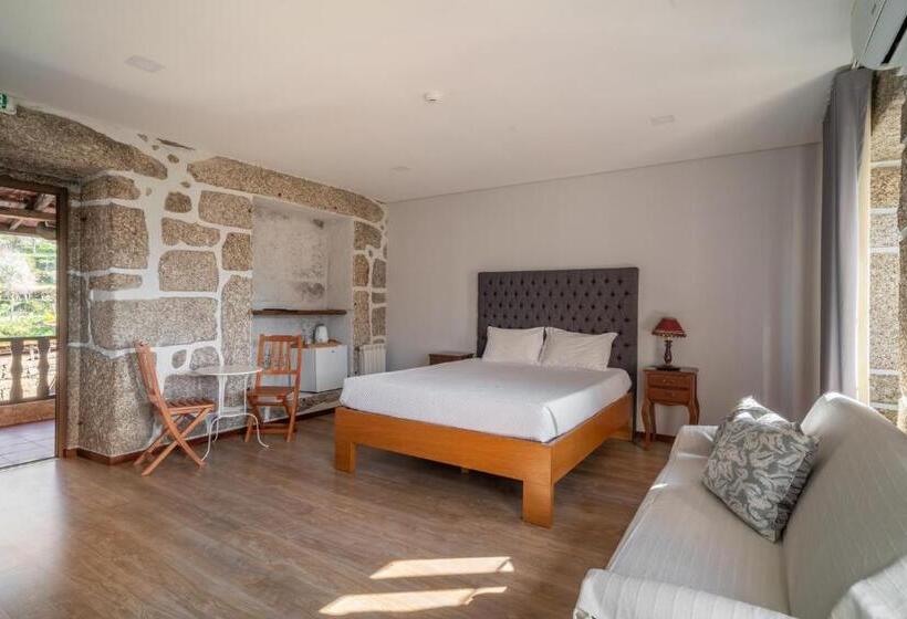 هتل Quinta De Calvelos