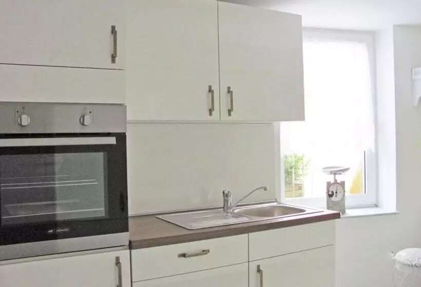 Majatalo Apartment Storchenfärbe