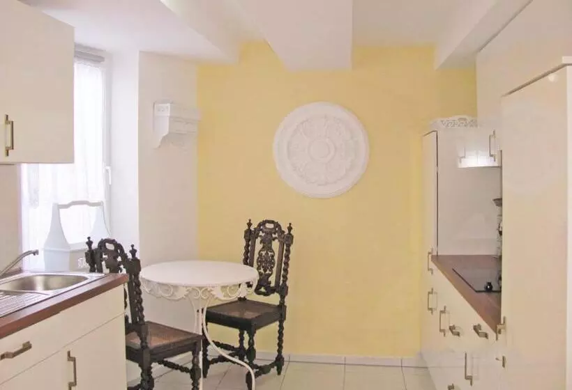 Majatalo Apartment Storchenfärbe