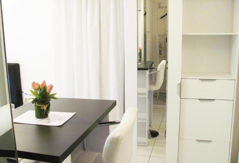 Pensão Apartment Storchenfärbe