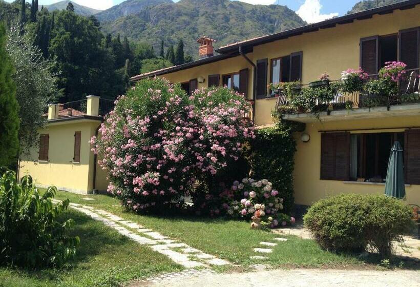 ペンション Casa Pini