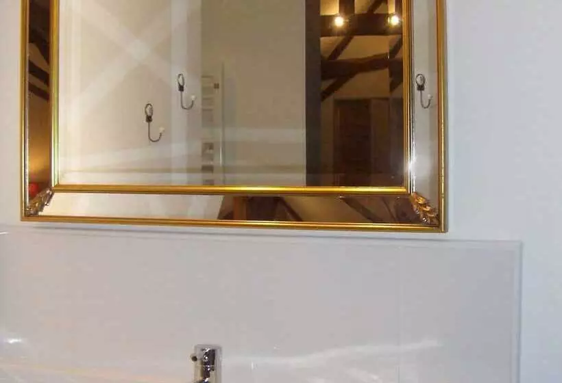 Majatalo Chambres D Hôtes Rue Du Poids