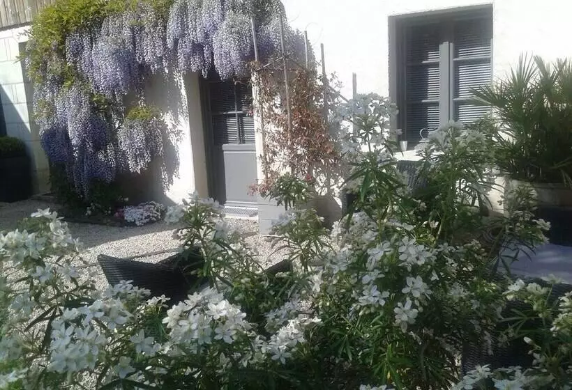 Majatalo Chambres D Hôtes Rue Du Poids