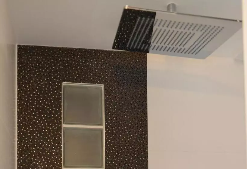 پانسیون Chambres Houdaille
