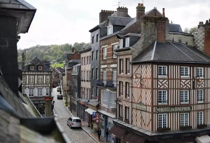 پانسیون Chambres Houdaille