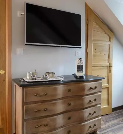 پانسیون Chambres Houdaille