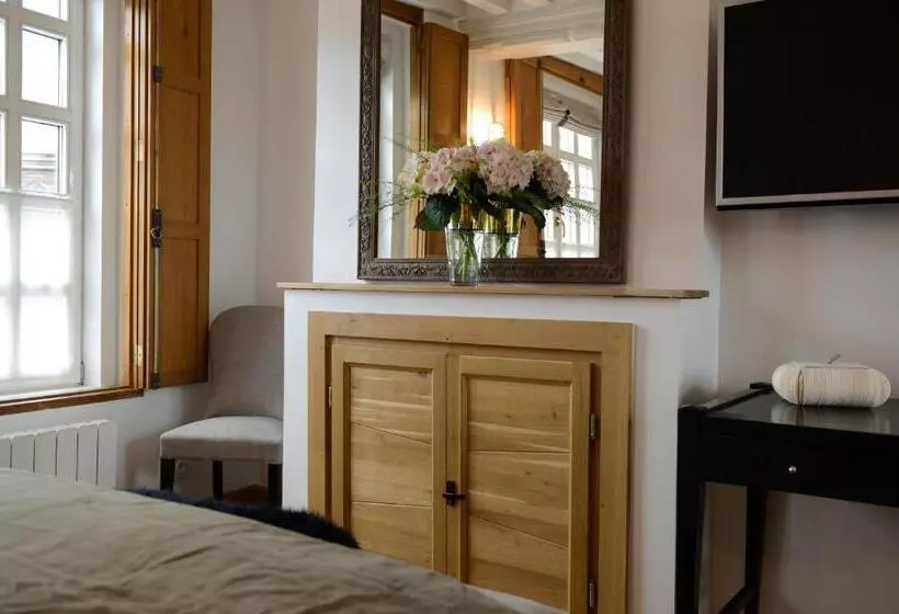 پانسیون Chambres Houdaille