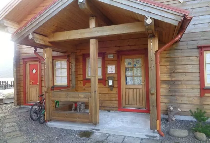 پانسیون Guesthouse Elínar Helgu