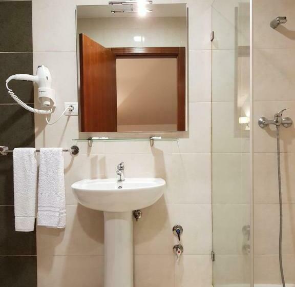 پانسیون Residencial Coroa D Ouro