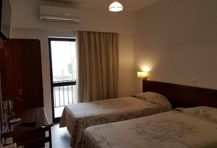 پانسیون Residencial Coroa D Ouro