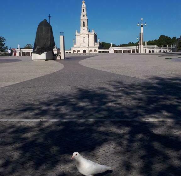 پانسیون Residencial Coroa D Ouro