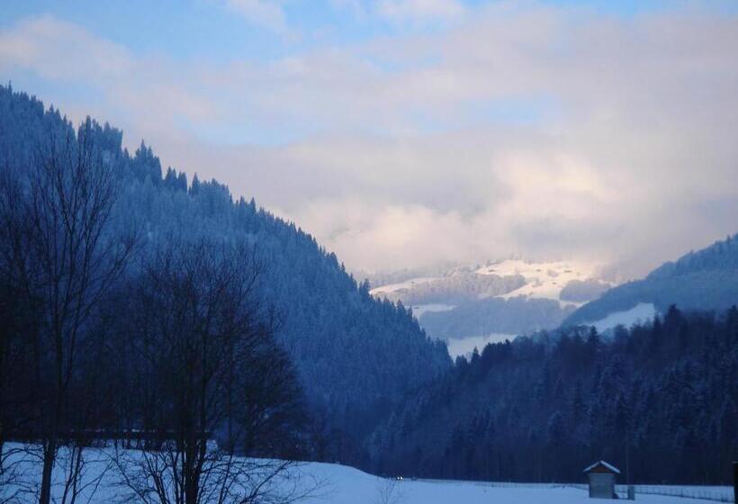 Bed and Breakfast Bnb Hasatrog Jenaz