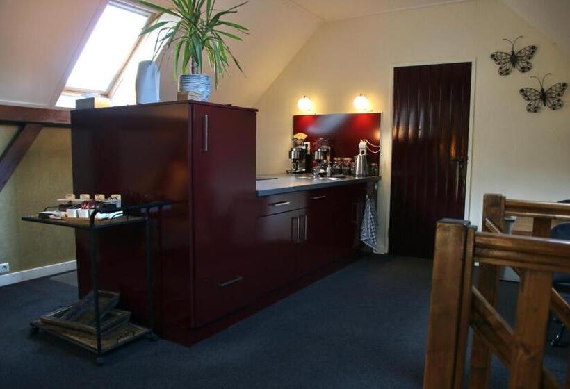 مبيت وإفطار Gastenverblijf Eenink