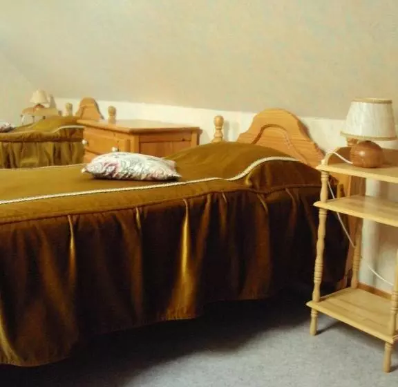 Aamiaismajoitus (B&B) Gîtes Du Ménez Hom