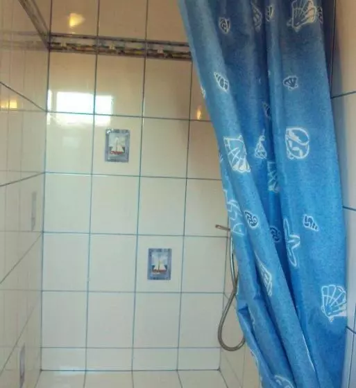 Aamiaismajoitus (B&B) Gîtes Du Ménez Hom