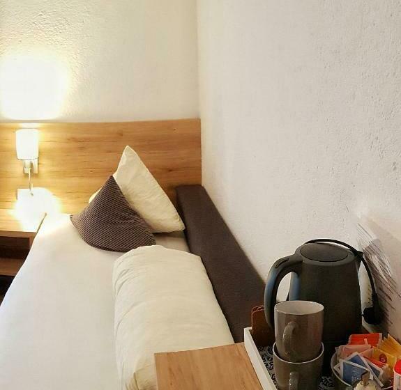 مبيت وإفطار Haus Felsneck