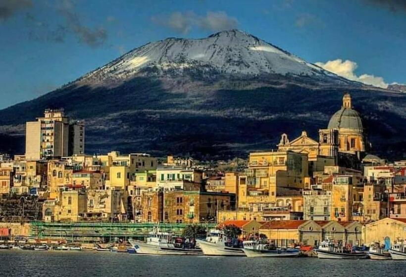 צימר Il Giardino Di Tonia   Oplontis Guest House   Bed & Garden