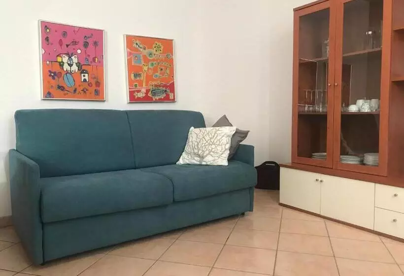 Casa Rosella