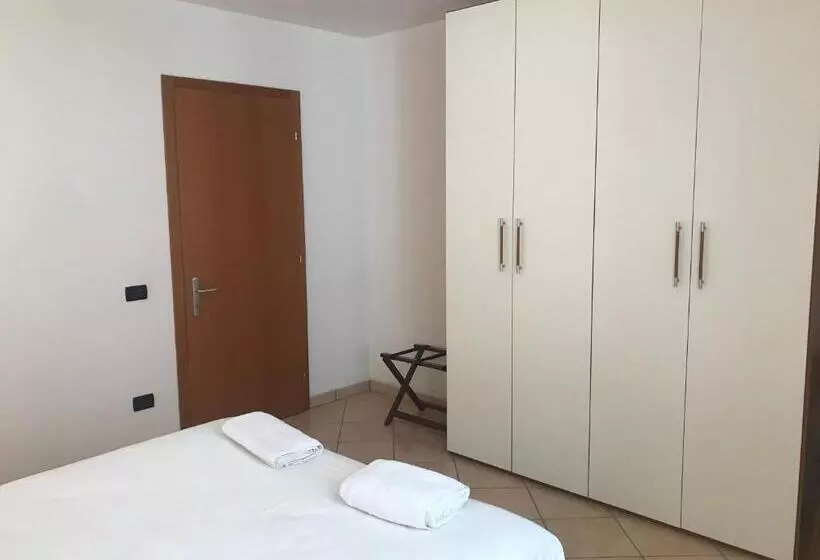 Casa Rosella