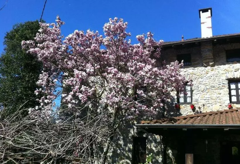 Majatalo Agroturismo Izarre