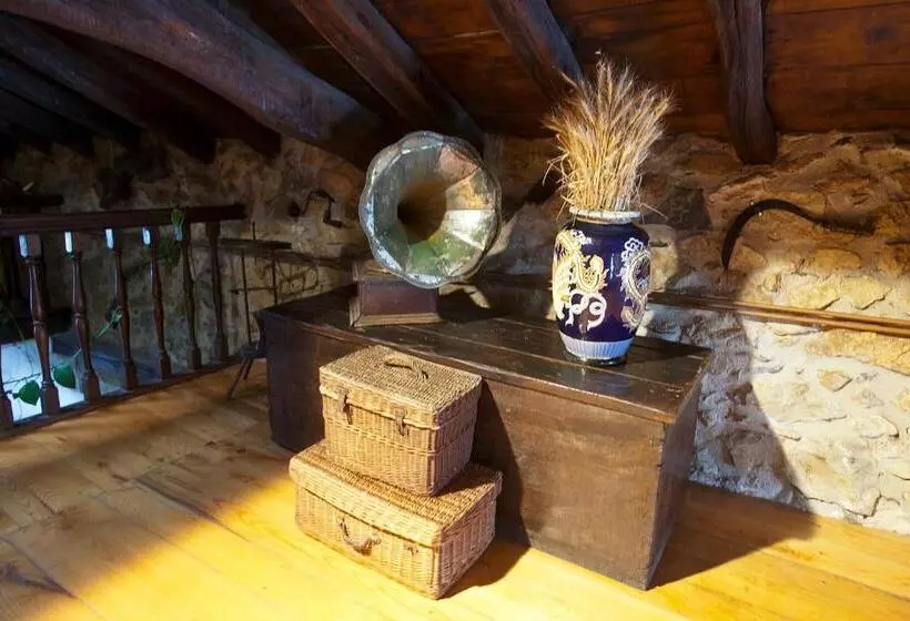 Majatalo Agroturismo Izarre