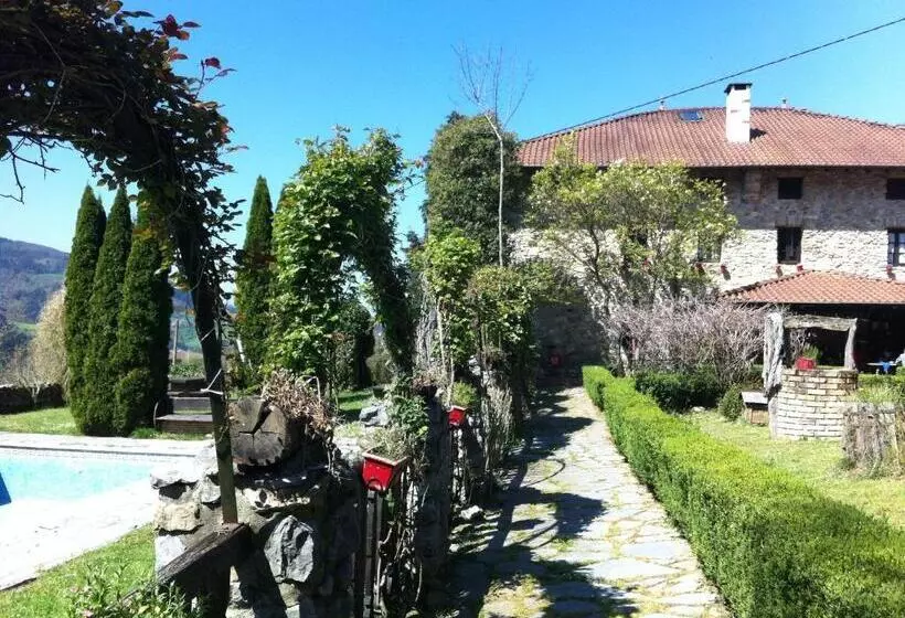Majatalo Agroturismo Izarre