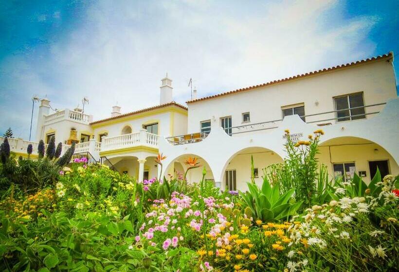 پانسیون Residencia Quinta Do Poço Guesthouse
