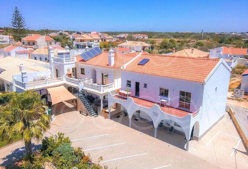 پانسیون Residencia Quinta Do Poço Guesthouse