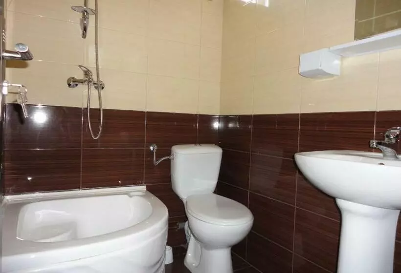 ペンション Villa George