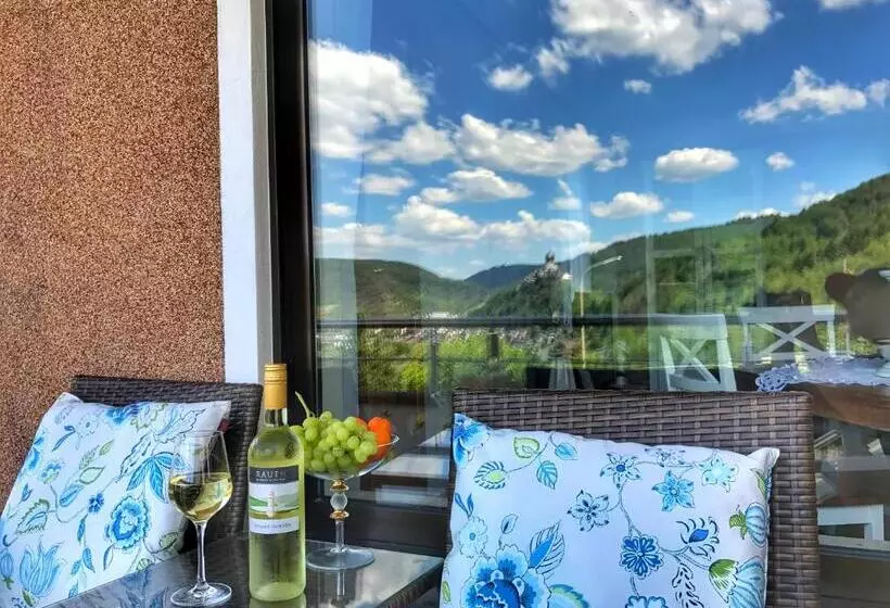 Aamiaismajoitus (B&B) Apartment Happy Mosel