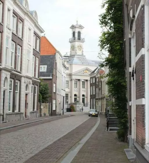 Aamiaismajoitus (B&B) Blom Aan De Gracht