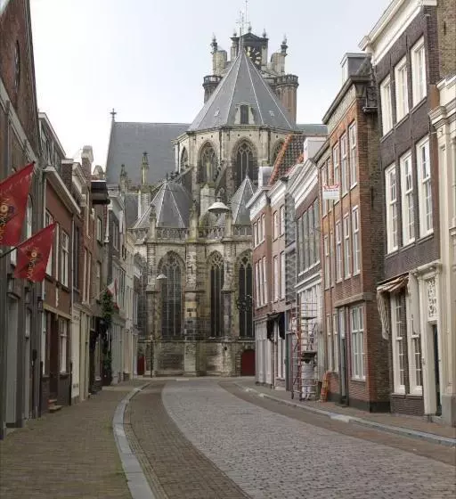 Aamiaismajoitus (B&B) Blom Aan De Gracht