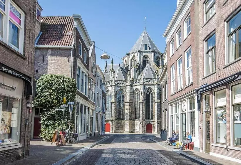 Aamiaismajoitus (B&B) Blom Aan De Gracht