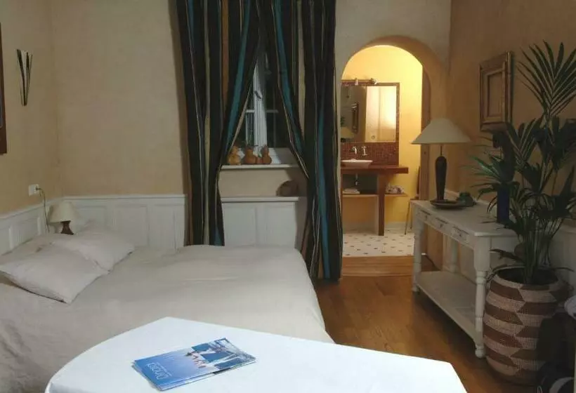 ベッドアンドブレックファースト Chambres D Hôtes Le Clos D Enhaut