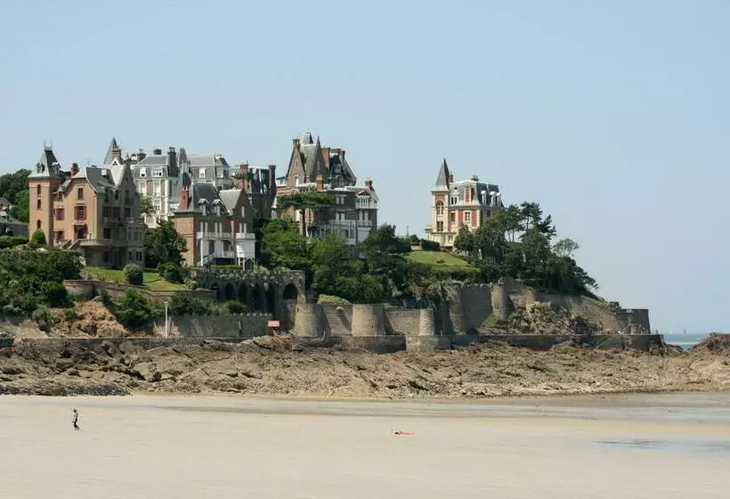 ベッドアンドブレックファースト Chambres D Hôtes Le Clos D Enhaut