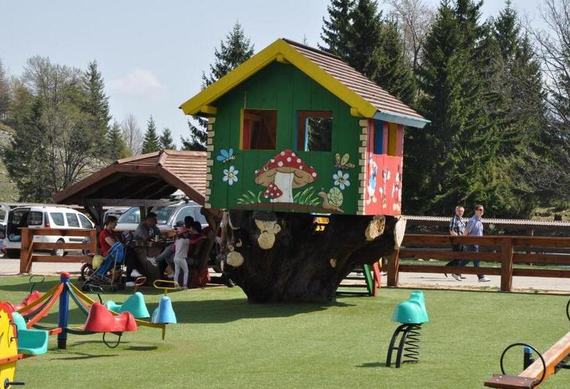 Cheile Gradistei Fundata Resort