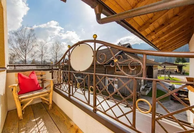 ホテル Appartement Arnoldgut