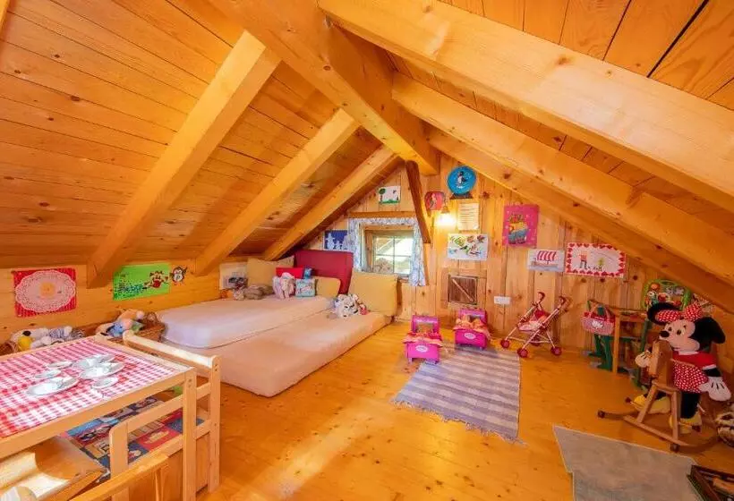 ホテル Appartement Arnoldgut