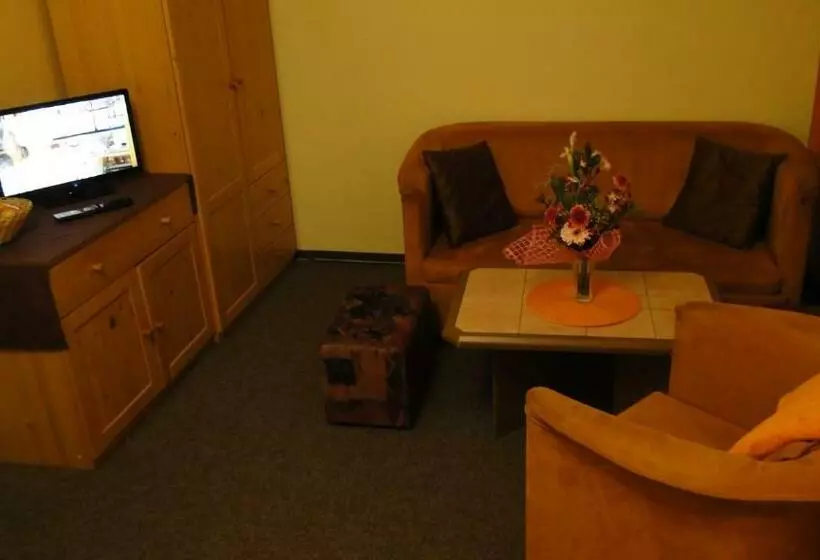 Hotelli Bozi Dar   Excalibur