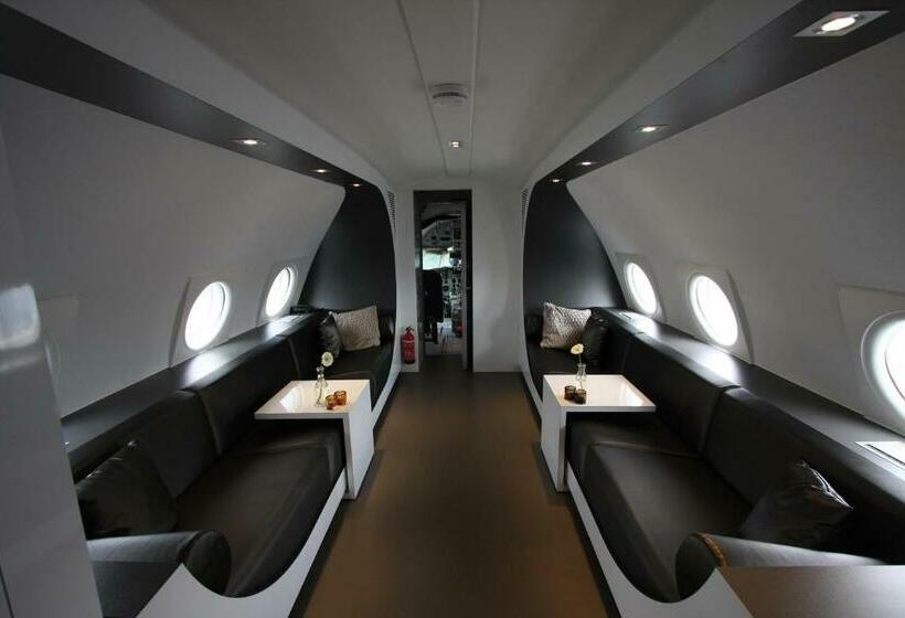 בית מלון כפרי Vliegtuigsuite Teuge