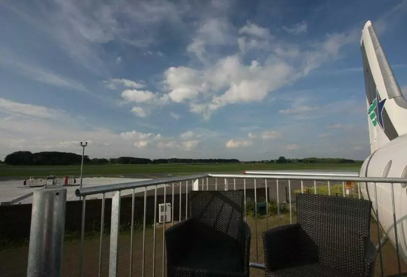 ホテル Vliegtuigsuite Teuge