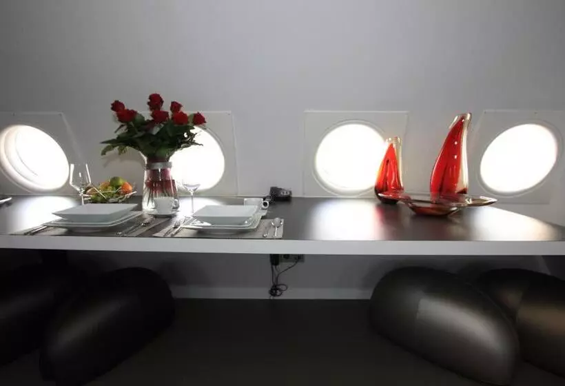 ホテル Vliegtuigsuite Teuge