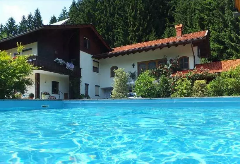 Majatalo Ferienhaus Kramser