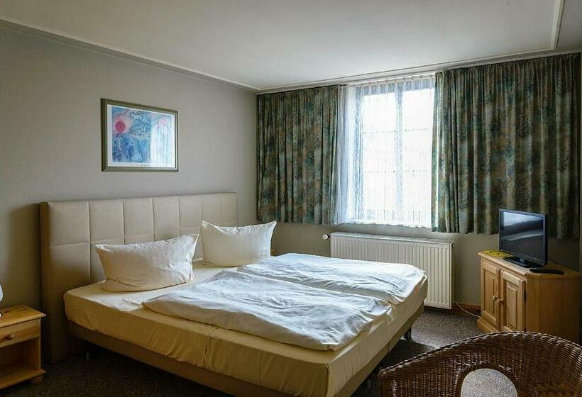 بنسيون Ostseehotel Neubukow